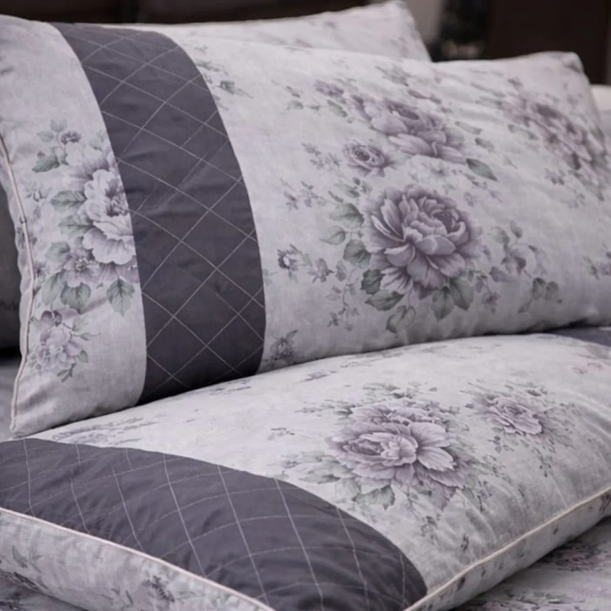 Silver Bloom Elegance - Image 3